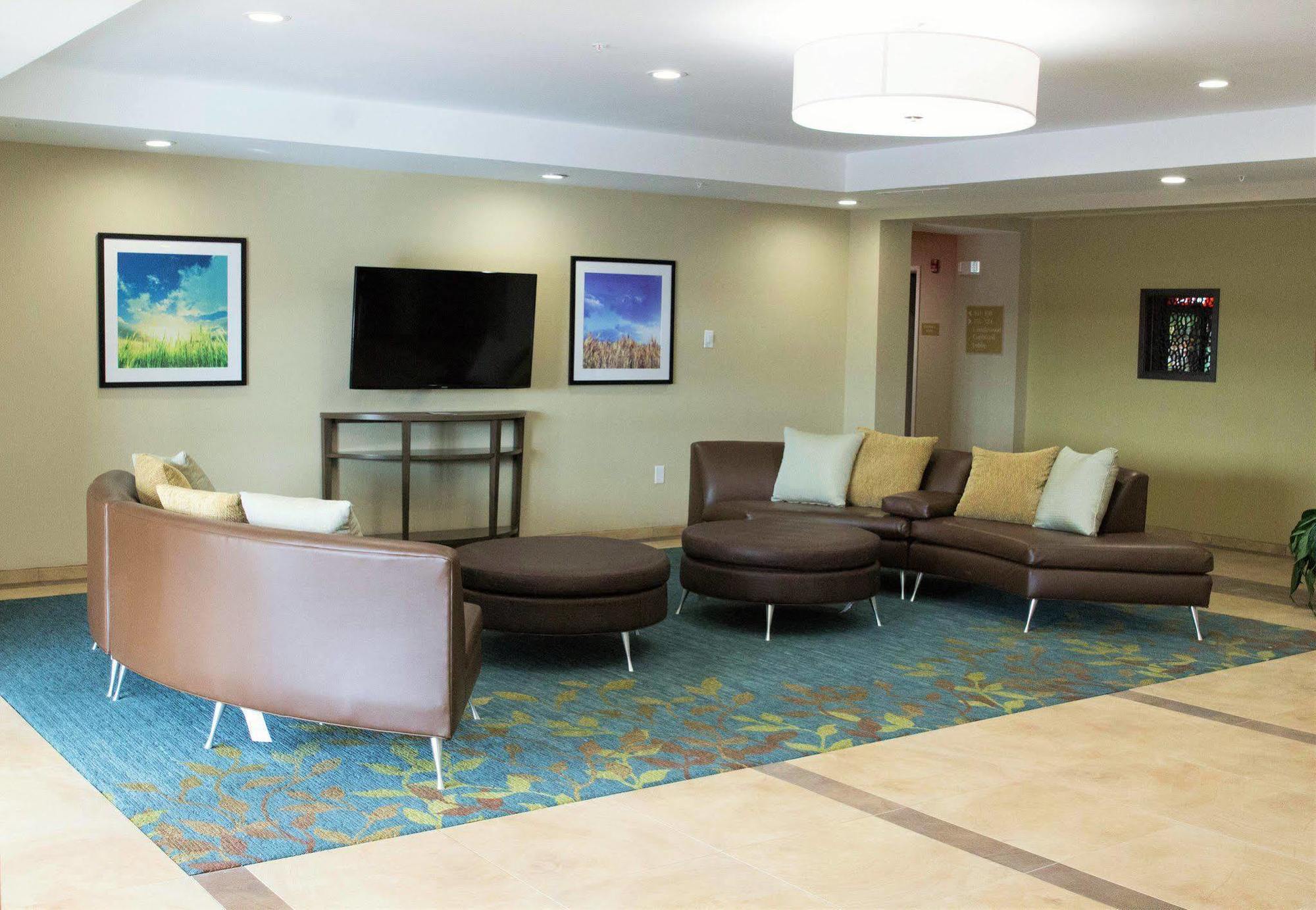 Candlewood Suites Carlsbad, An Ihg Hotel Exterior photo